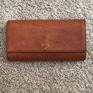 Fossil wallet